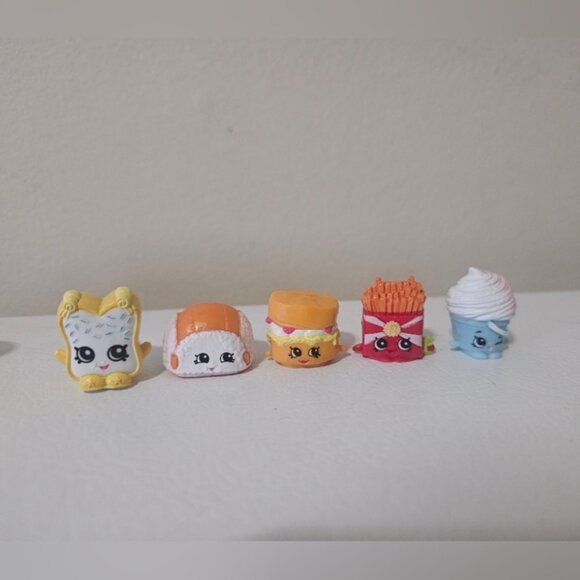 Shopkins Mini Figures Set of 50 - Picture 2 of 8